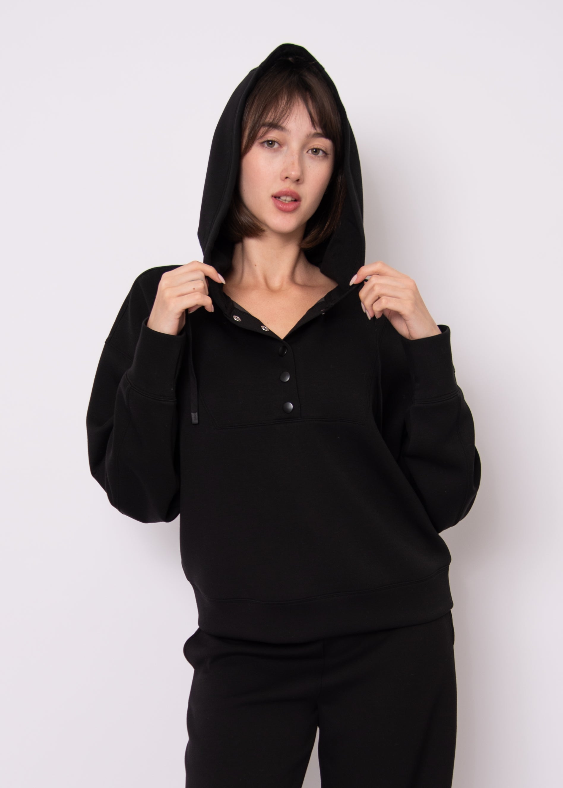 SALLIE SOFT KNIT SNAP FRONT HOODIE - BLACK