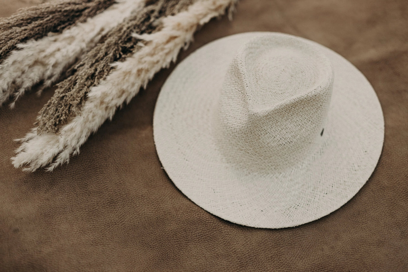 WEST VON SIENNA PALM STRAW HAT - OFF WHITE