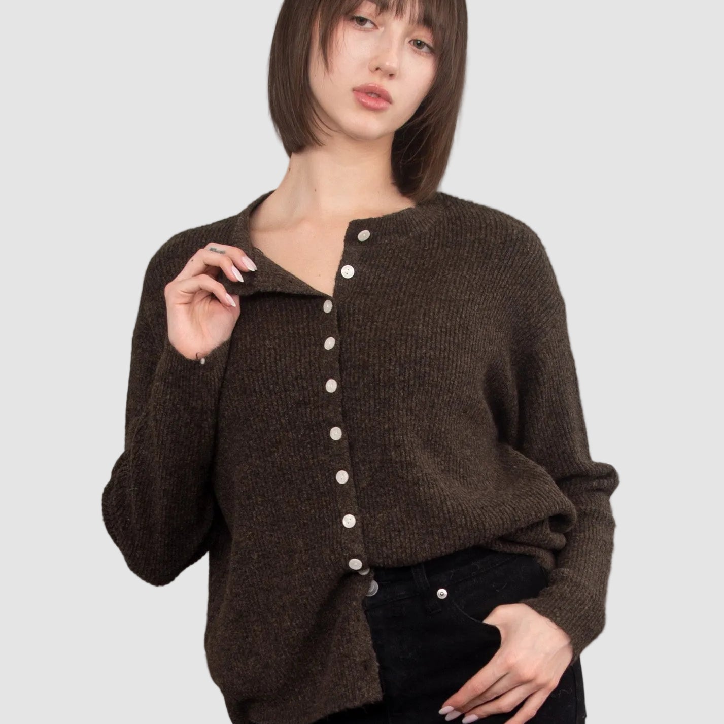 VHEA LONG SLEEVE CREW NECK CARDIGAN - DARK CHOCOLATE