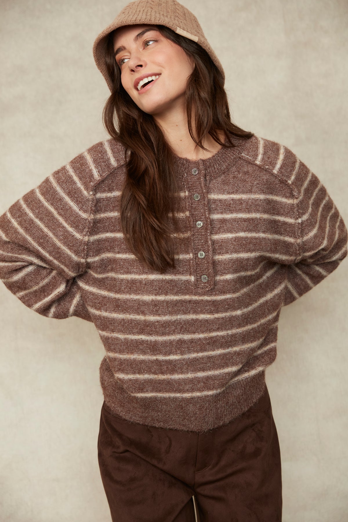 SUAVIA KNIT LONG RAGLAN SLEEVE HENLEY - MOCHA STRIPE