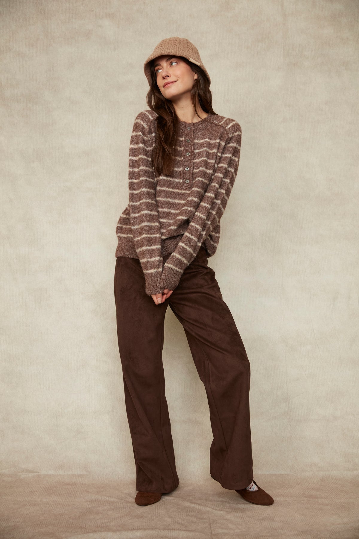 SUAVIA KNIT LONG RAGLAN SLEEVE HENLEY - MOCHA STRIPE
