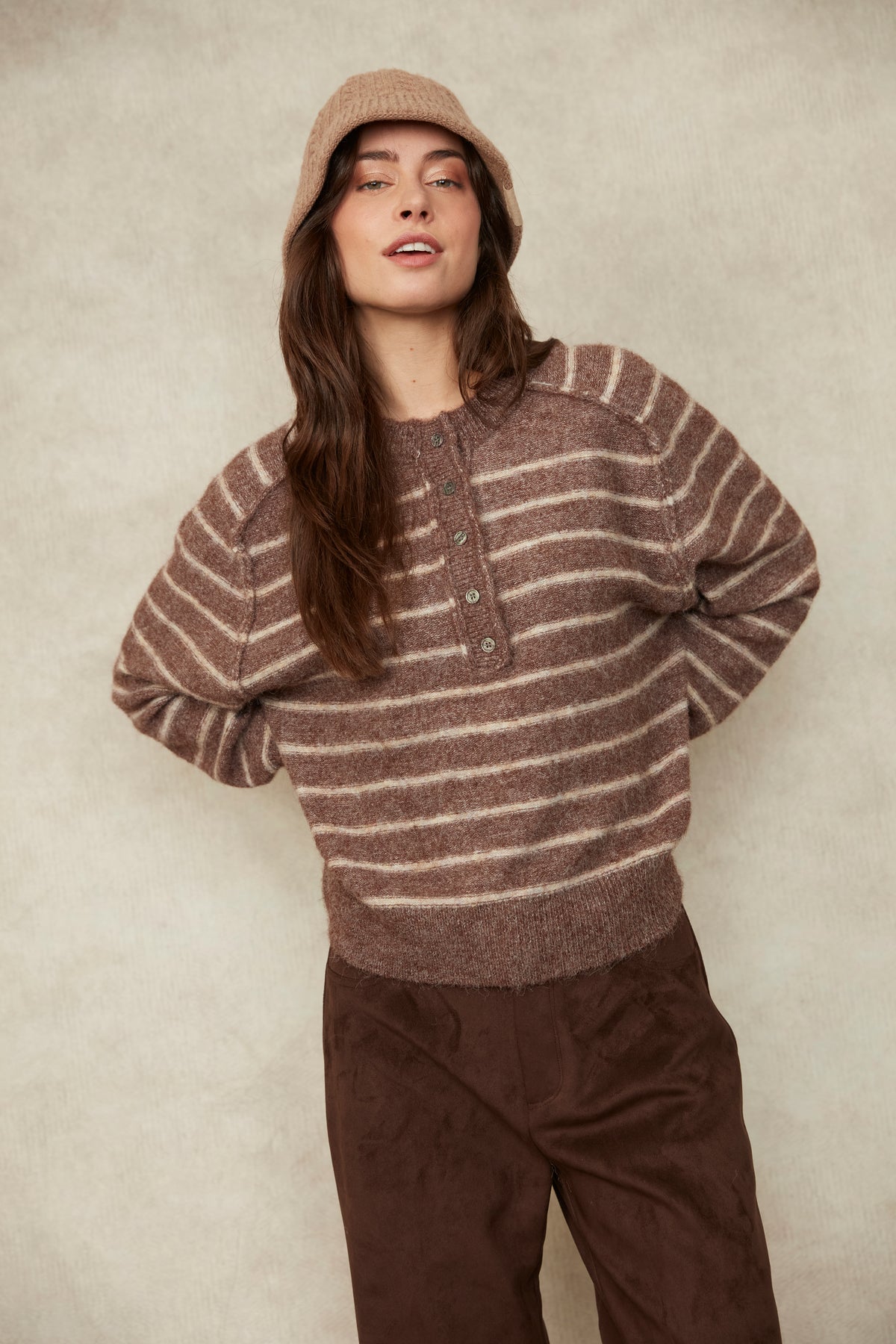 SUAVIA KNIT LONG RAGLAN SLEEVE HENLEY - MOCHA STRIPE