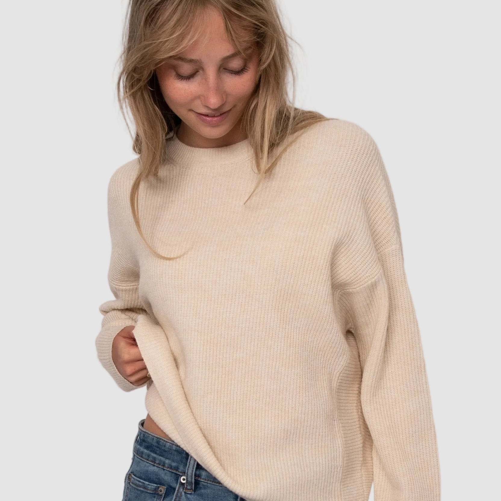 MAHEEN LONG SLEEVE CREW NECK PULLOVER - BEIGE