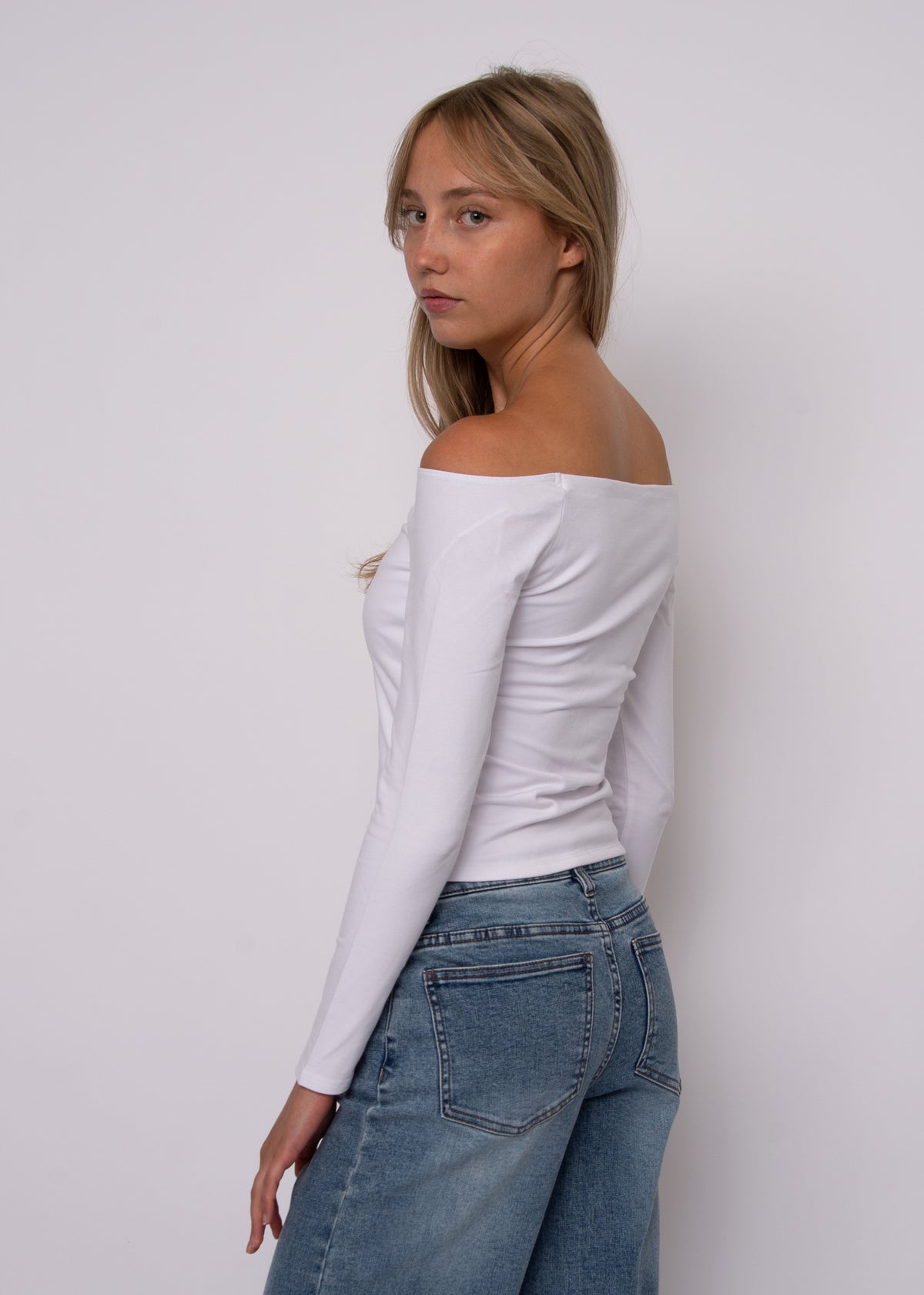ORALIE COTTON CORE LS OFF SHOULDER TOP - WHITE