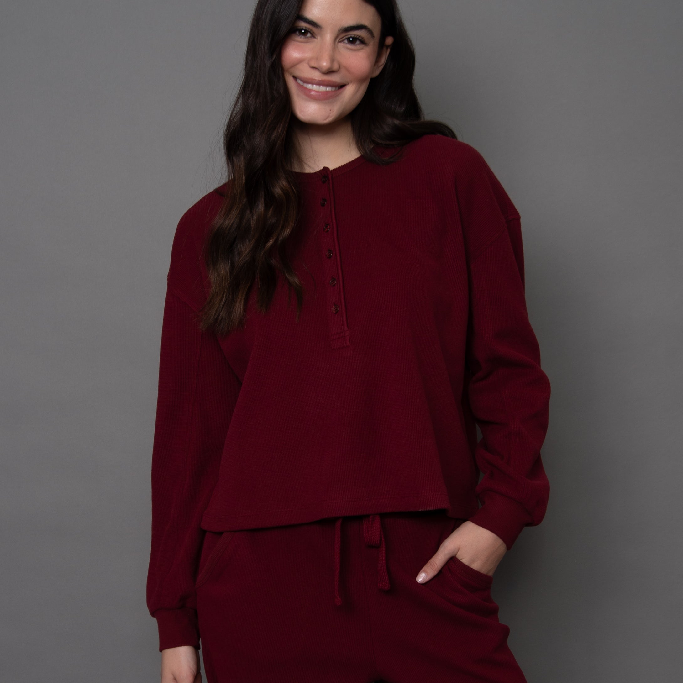 HENRY COZY WAFFLE LS HENLEY TOP - DEEP RED
