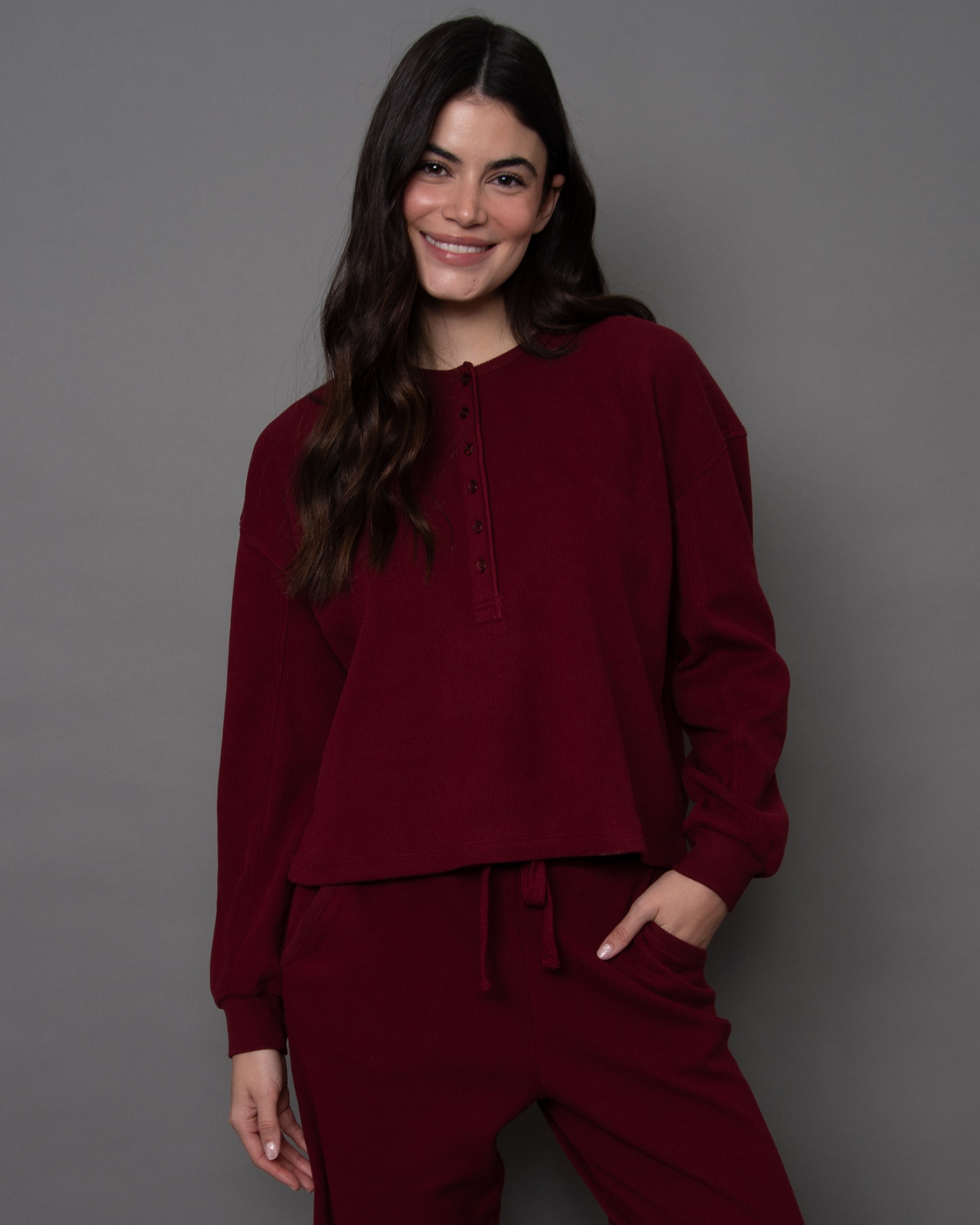 HENRY COZY WAFFLE LS HENLEY TOP - DEEP RED