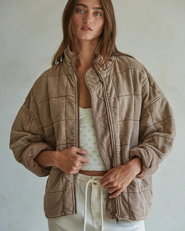IT'S ALL GOOD QUILTED JACKET - ROSE TAUPE
