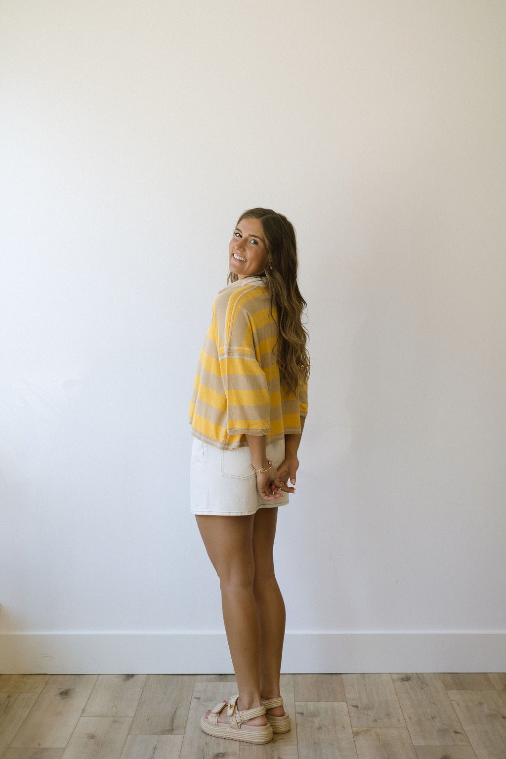 FREE PEOPLE AUGGIE TEE - OAT LATTE YELLOW