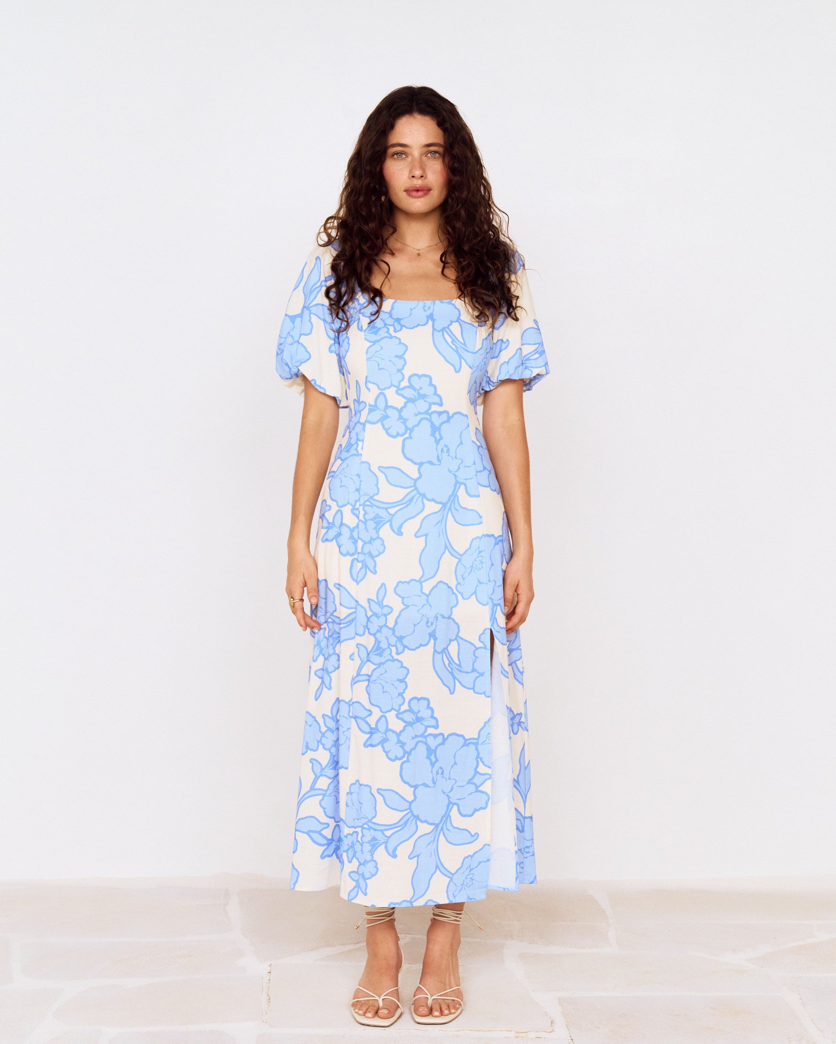 MP ALESSIA SLEEVED MIDI DRESS - BLUE FLORAL