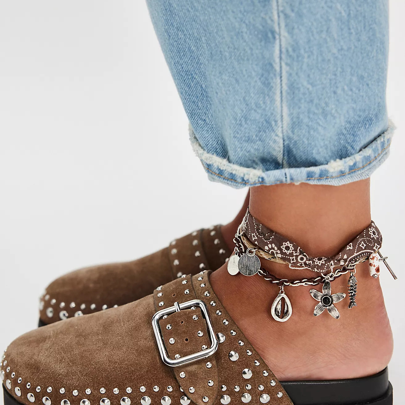 FREE PEOPLE CAYTANA STUDDED MULE - TAUPE SUEDE