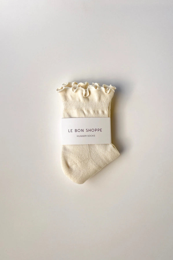 LE BON SHOPPE RUFFLED HUGGER SOCKS - CREAM