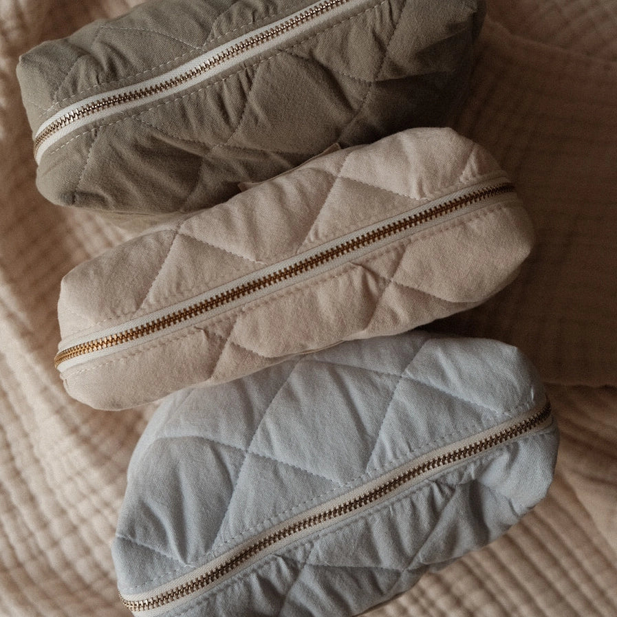 DLS QUILTED POUCH - CLOUD