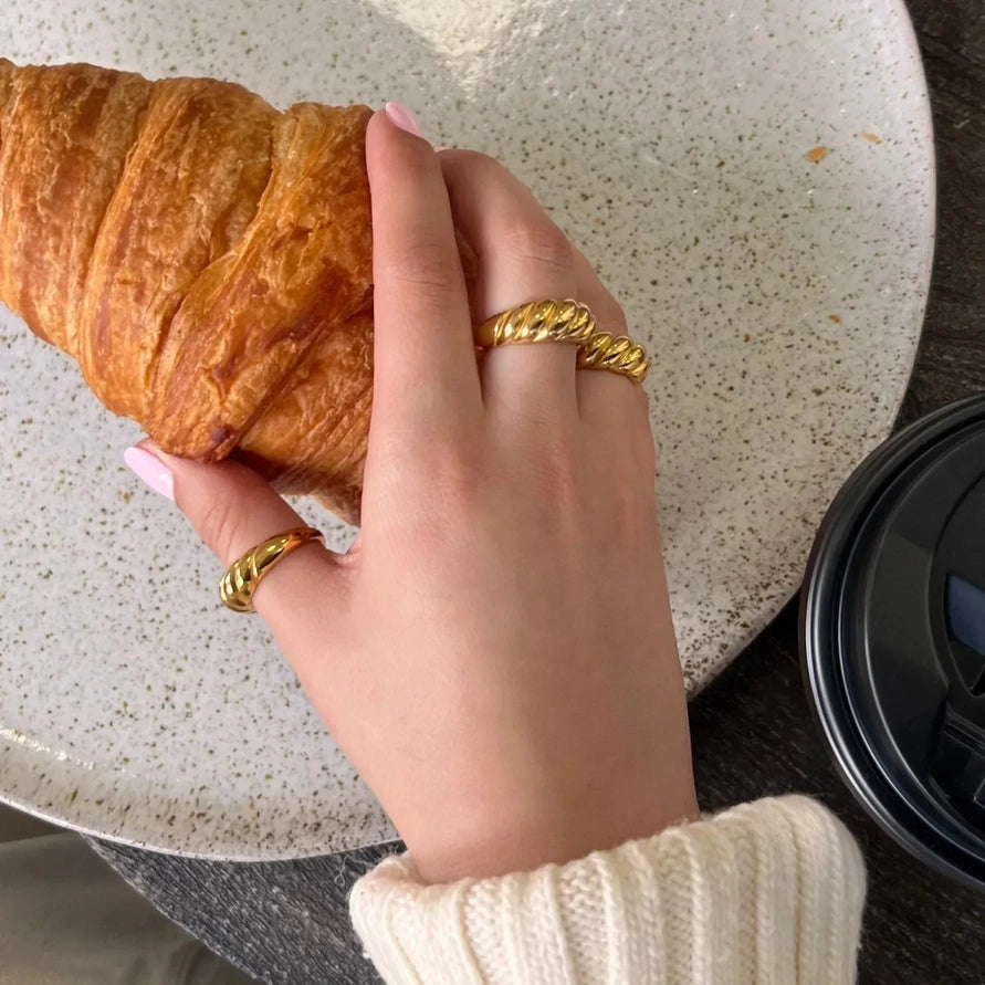 SUNNY SUNDAY PARISIAN RING - GOLD