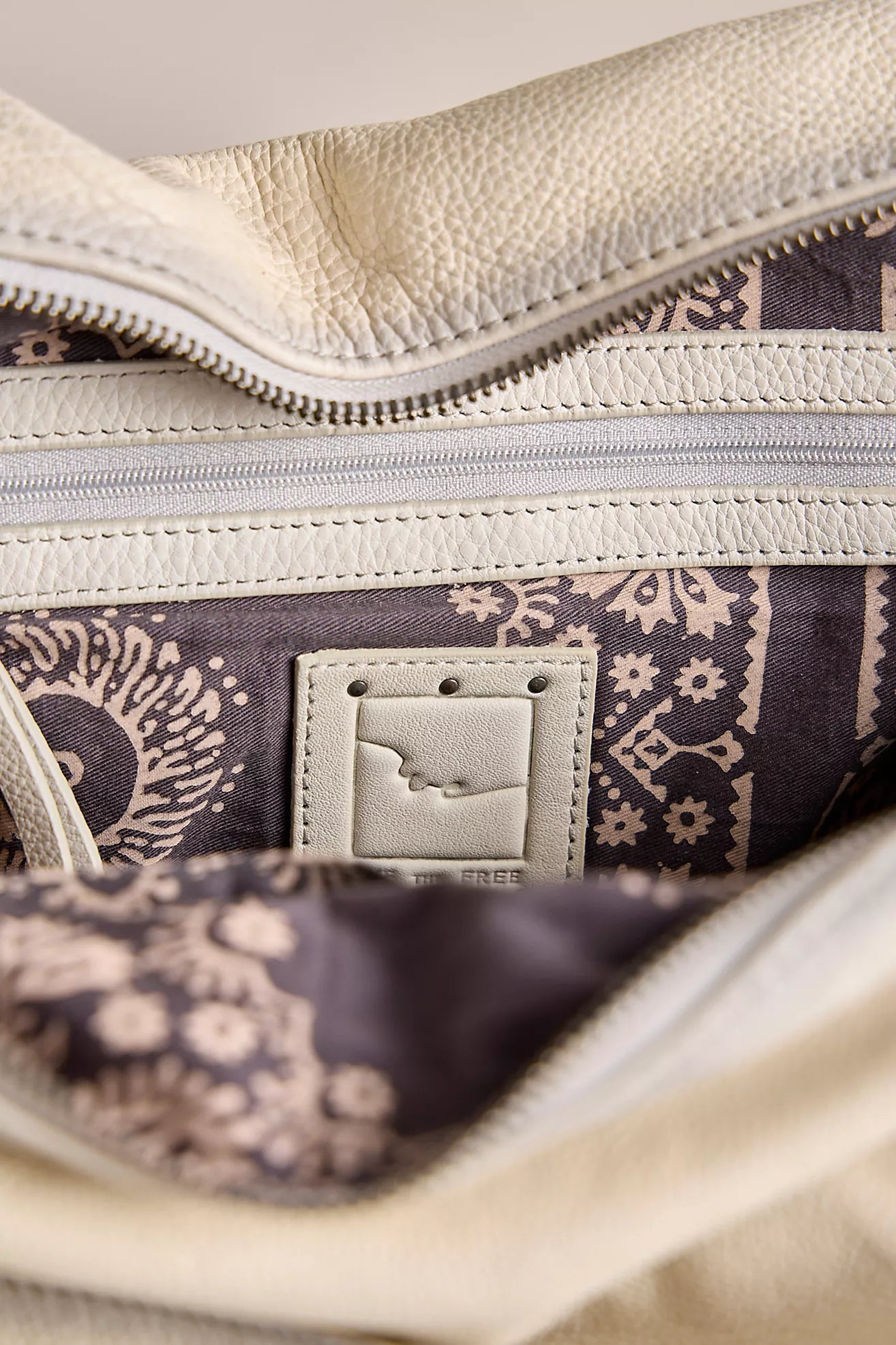 FREE PEOPLE EMERSON LEATHER TOTE - SALT