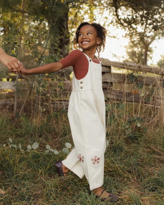 RYLEE + CRU WIDE LEG OVERALL - DAISY PATCHES
