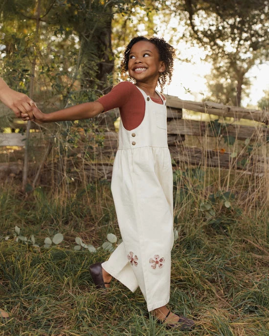 RYLEE + CRU WIDE LEG OVERALL - DAISY PATCHES