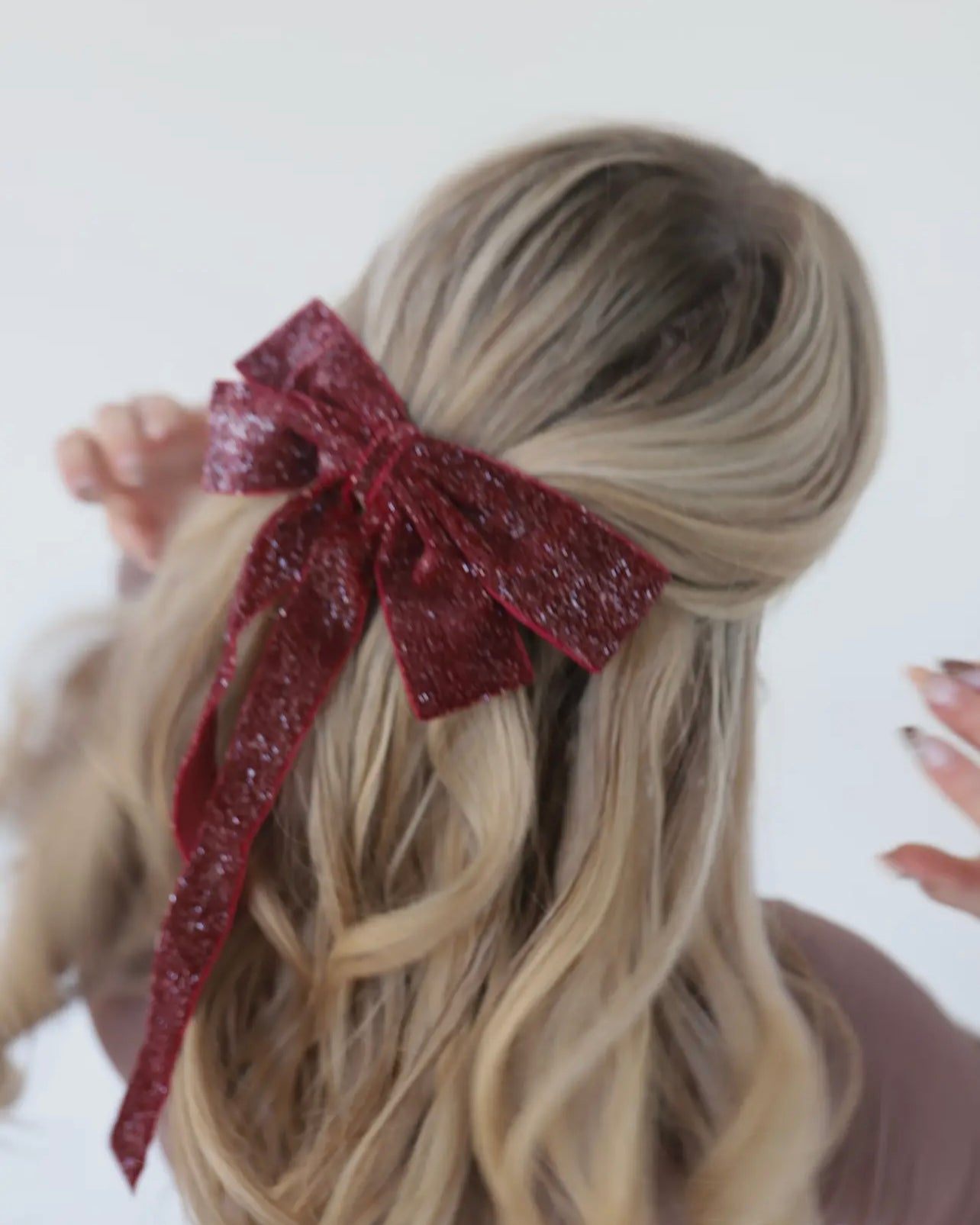 THE HOLIDAY BOW - CHERRY RED