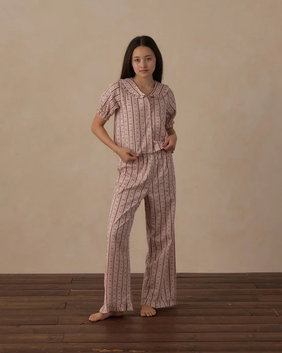 RYLEE + CRU TEENS RUFFLE PAJAMAS SET - CANDY CANE STRIPE