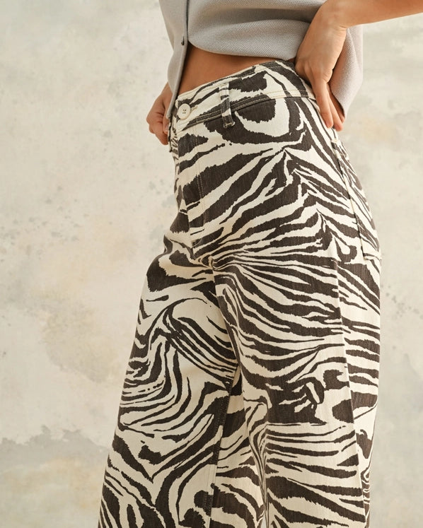 OLIVER ZEBRA PRINT PANTS - DARK BROWN