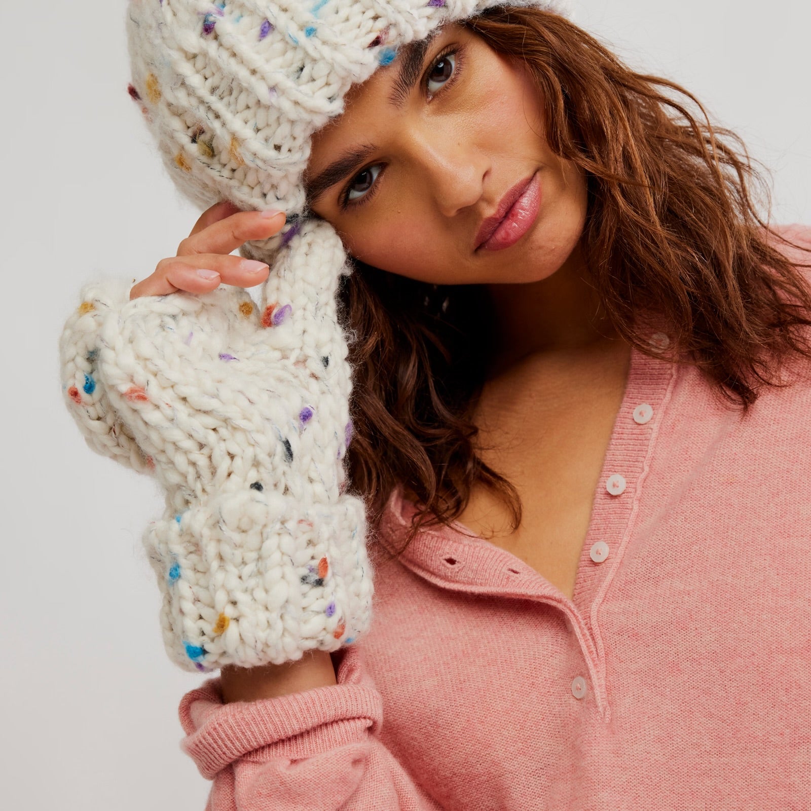 FREE PEOPLE SPECKLED HAT + MITT SET - IVORY