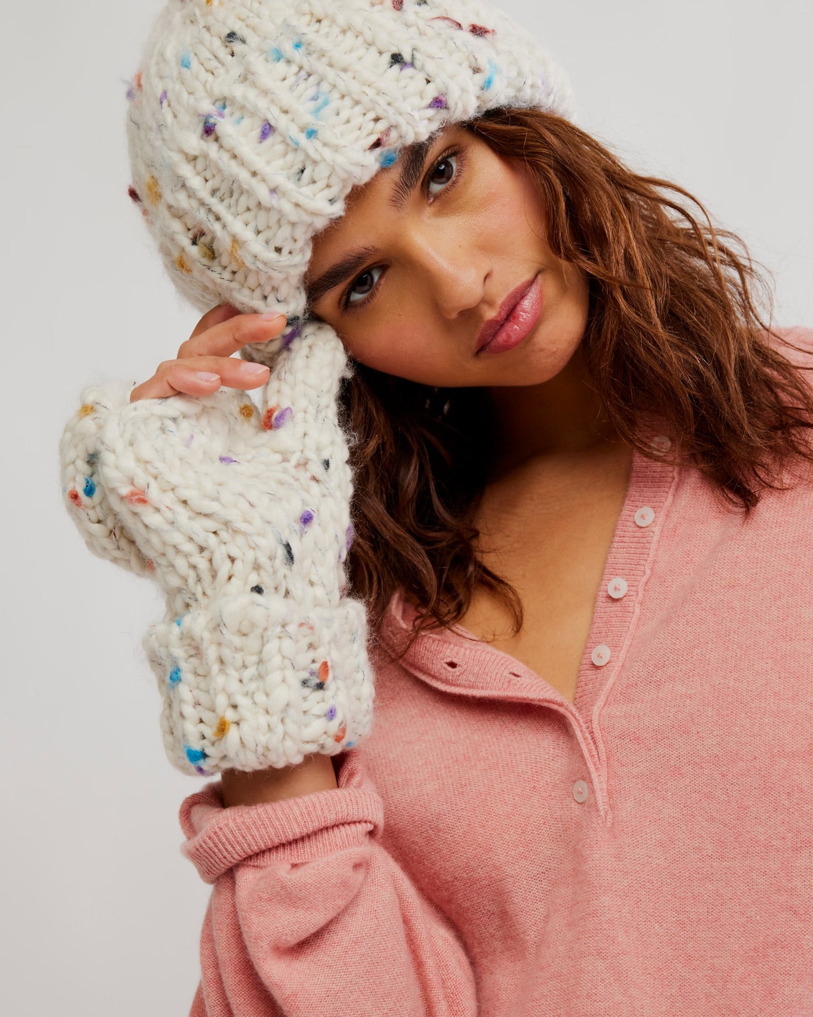 FREE PEOPLE SPECKLED HAT + MITT SET - IVORY