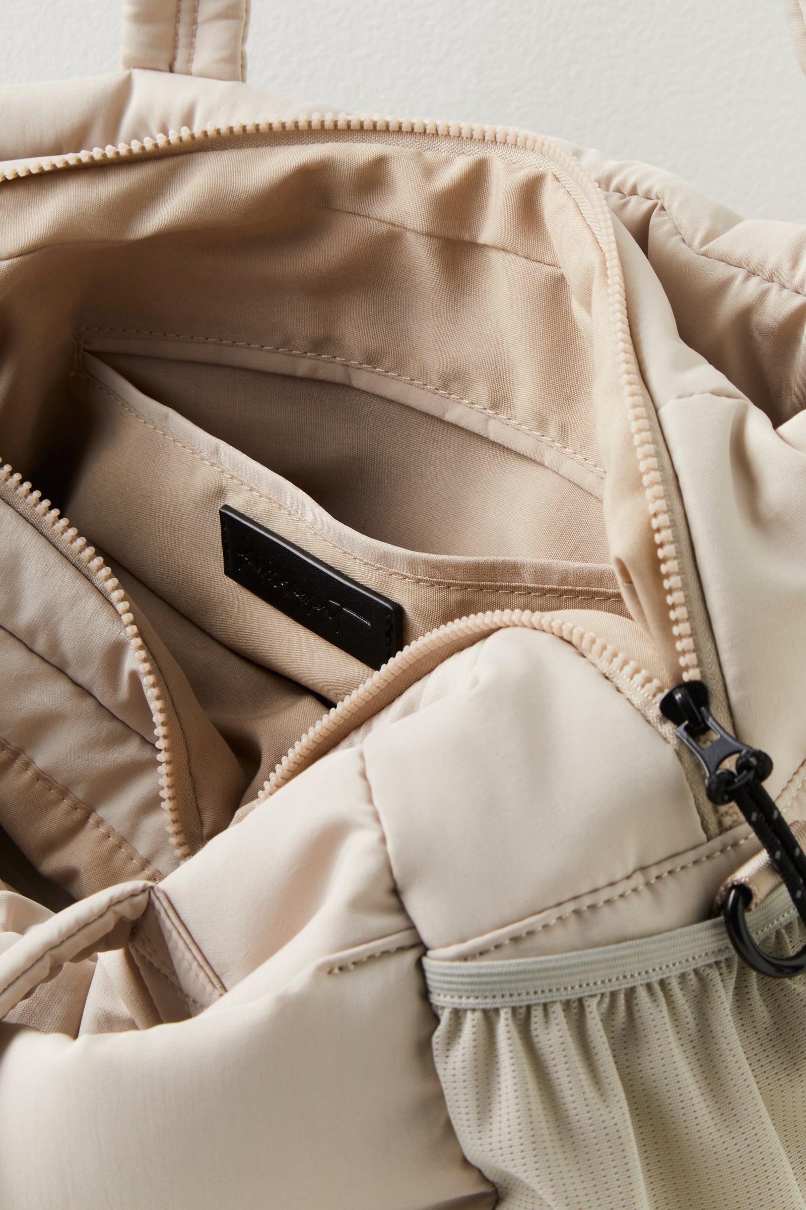 FREE PEOPLE MVP DUFFLE BAG - MINERAL