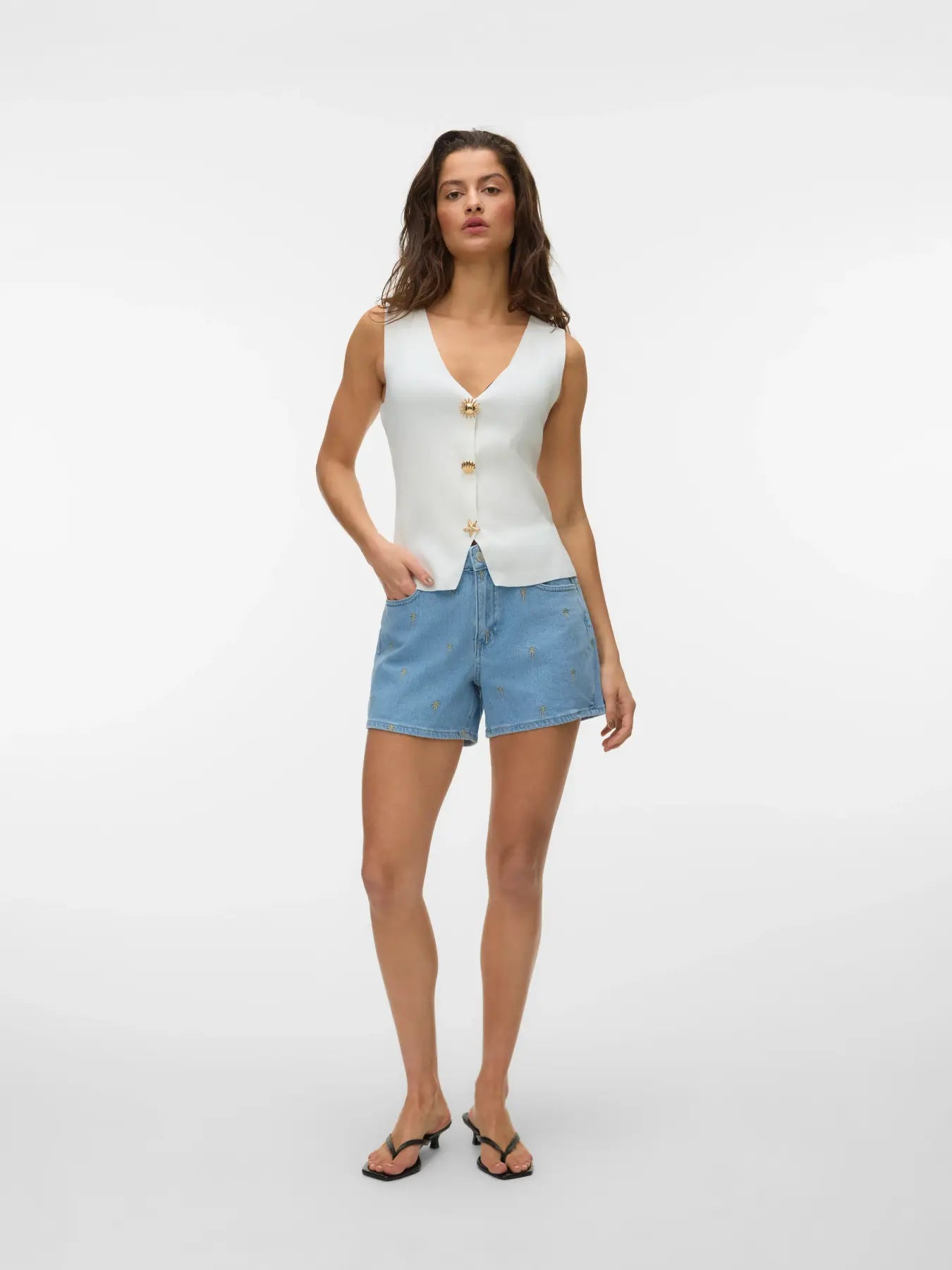 VM KYLIE V NECK VEST - WHITE