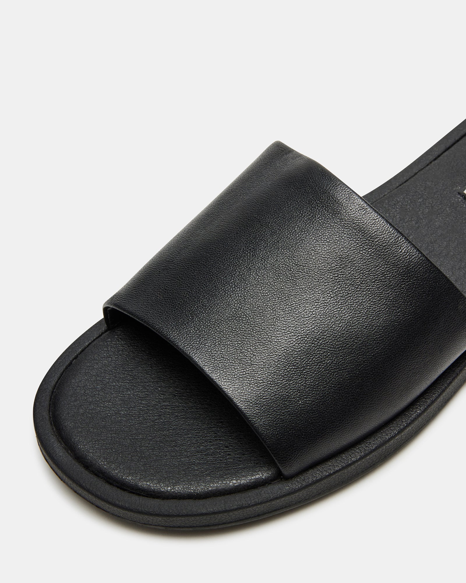 STEVE MADDEN KAYA SLIDES - BLACK