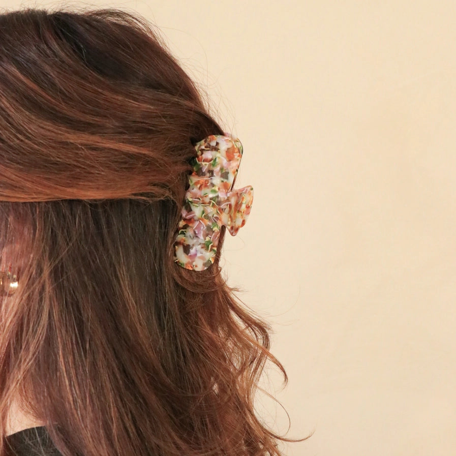 DALILA CLAW CLIP - MULTI COLOUR