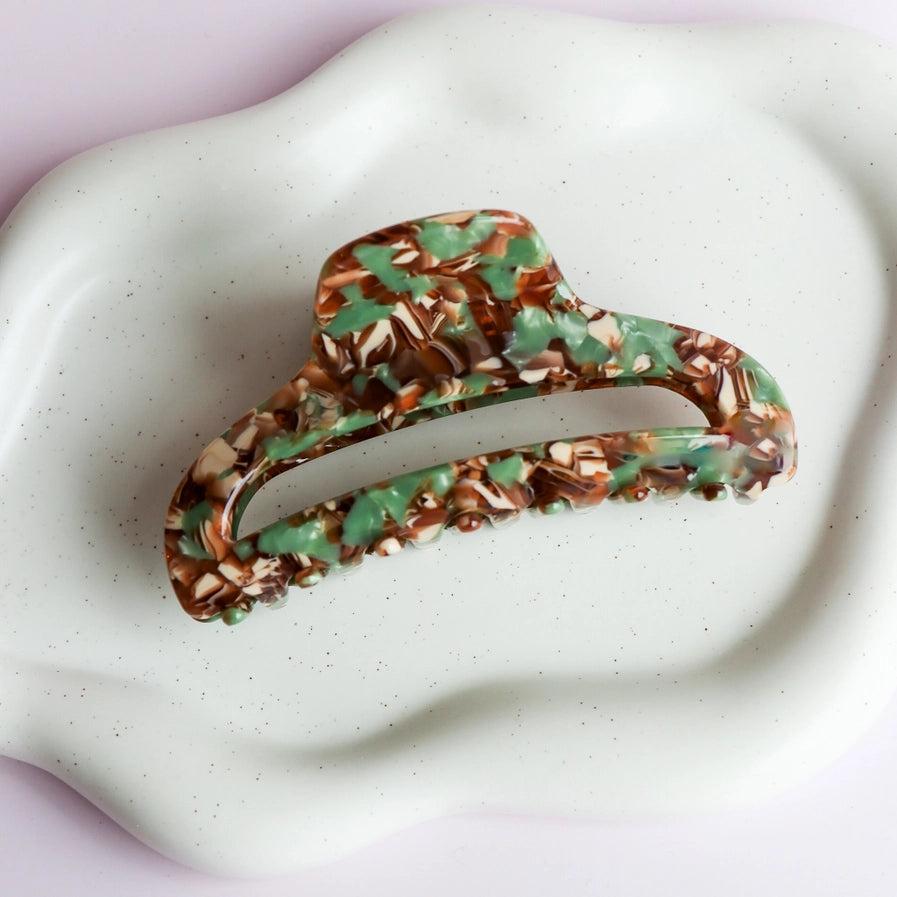 THE LYDIA CLAW CLIP - SAGE MULTI