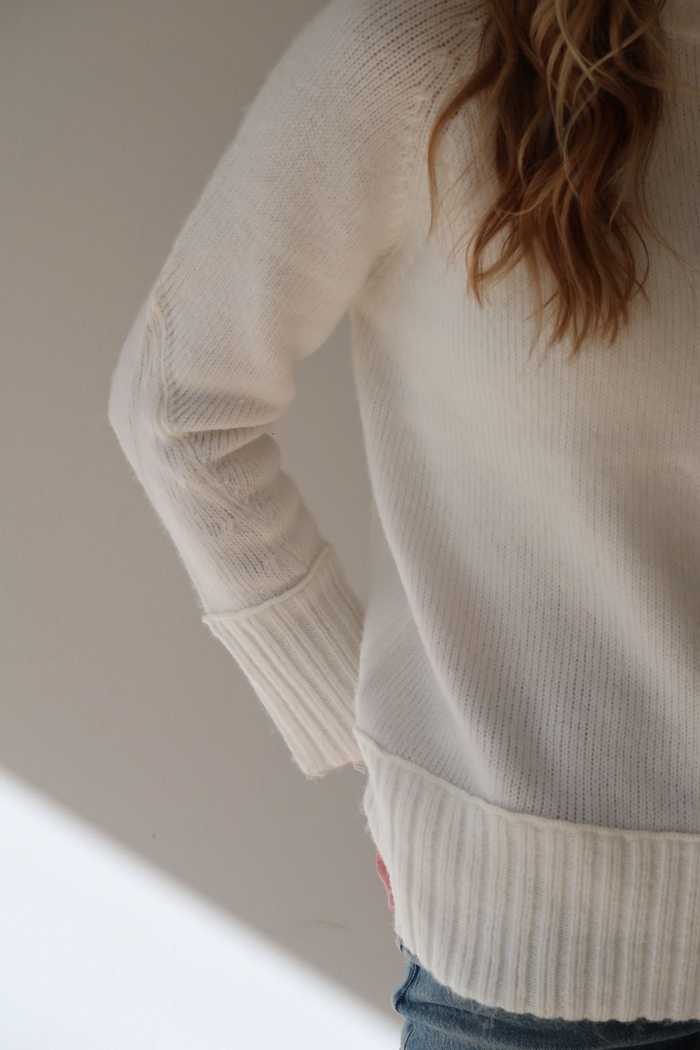 RD ARIADNE LONG RAGLAN SLEEVE SWEATER - WINTER WHITE