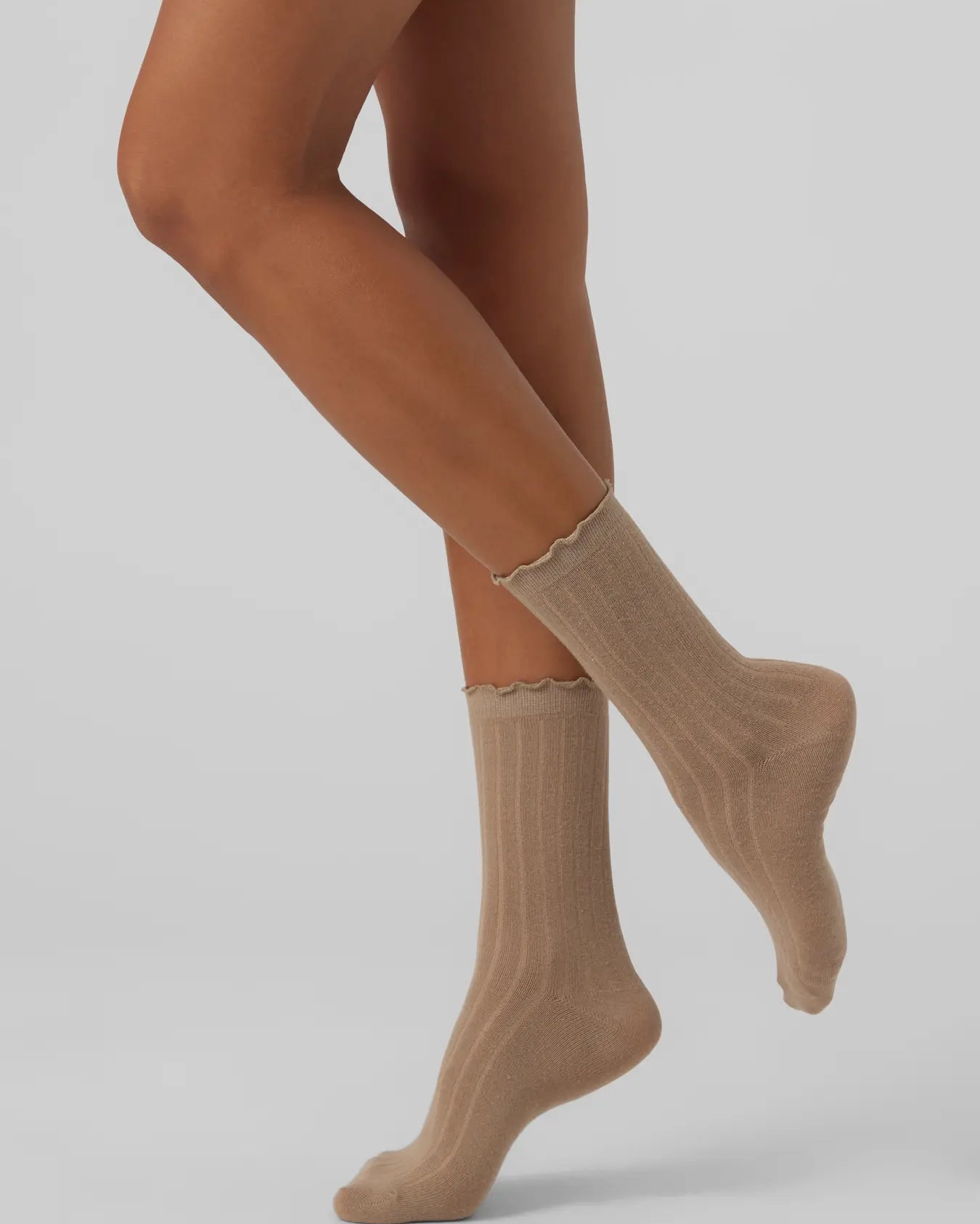 VM ENA RUFFLED SOCKS - SILVER MINK