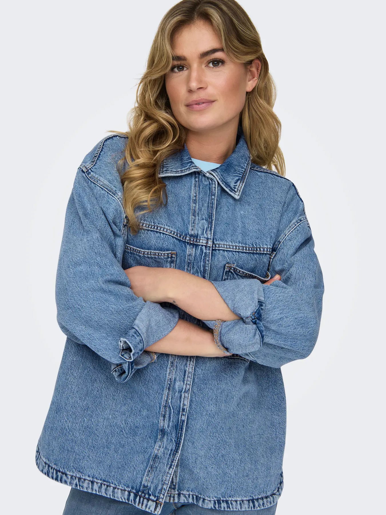 ONLY EMMIE DENIM SHIRT - LIGHT BLUE