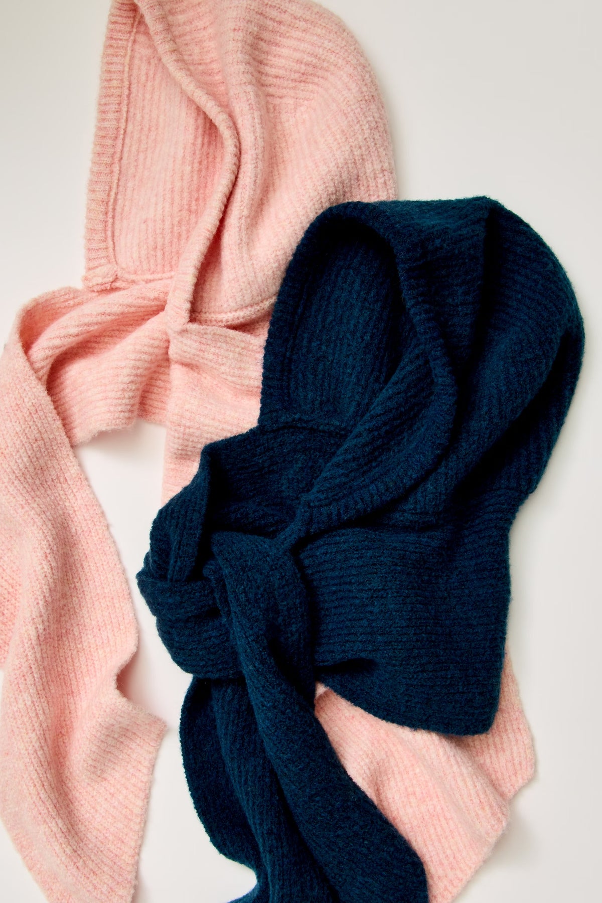 FREE PEOPLE EXTRA LARGE BALABONNET - PINK