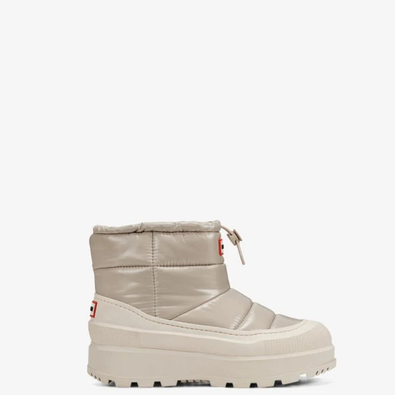 HUNTER AMBLE BOOTIE - TAUPE. WHITE. LAKKE NYLON.