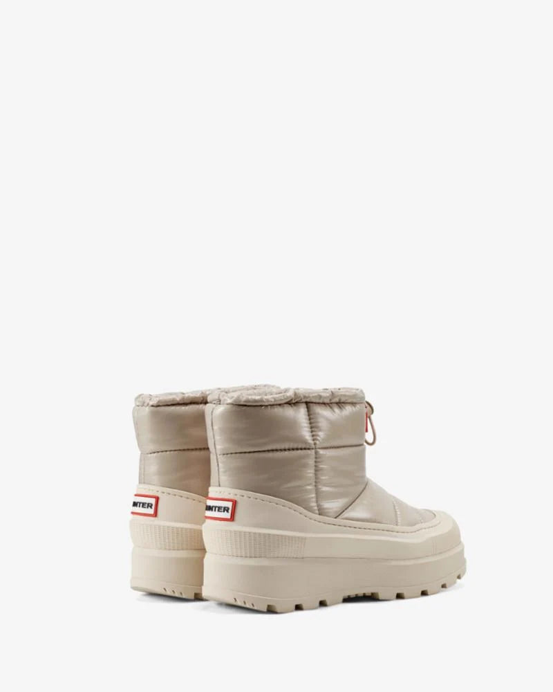 HUNTER AMBLE BOOTIE - TAUPE. WHITE. LAKKE NYLON.