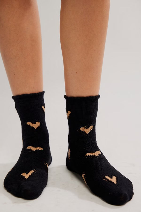 FREE PEOPLE CUPIDS BOW SOCKS - BLACK
