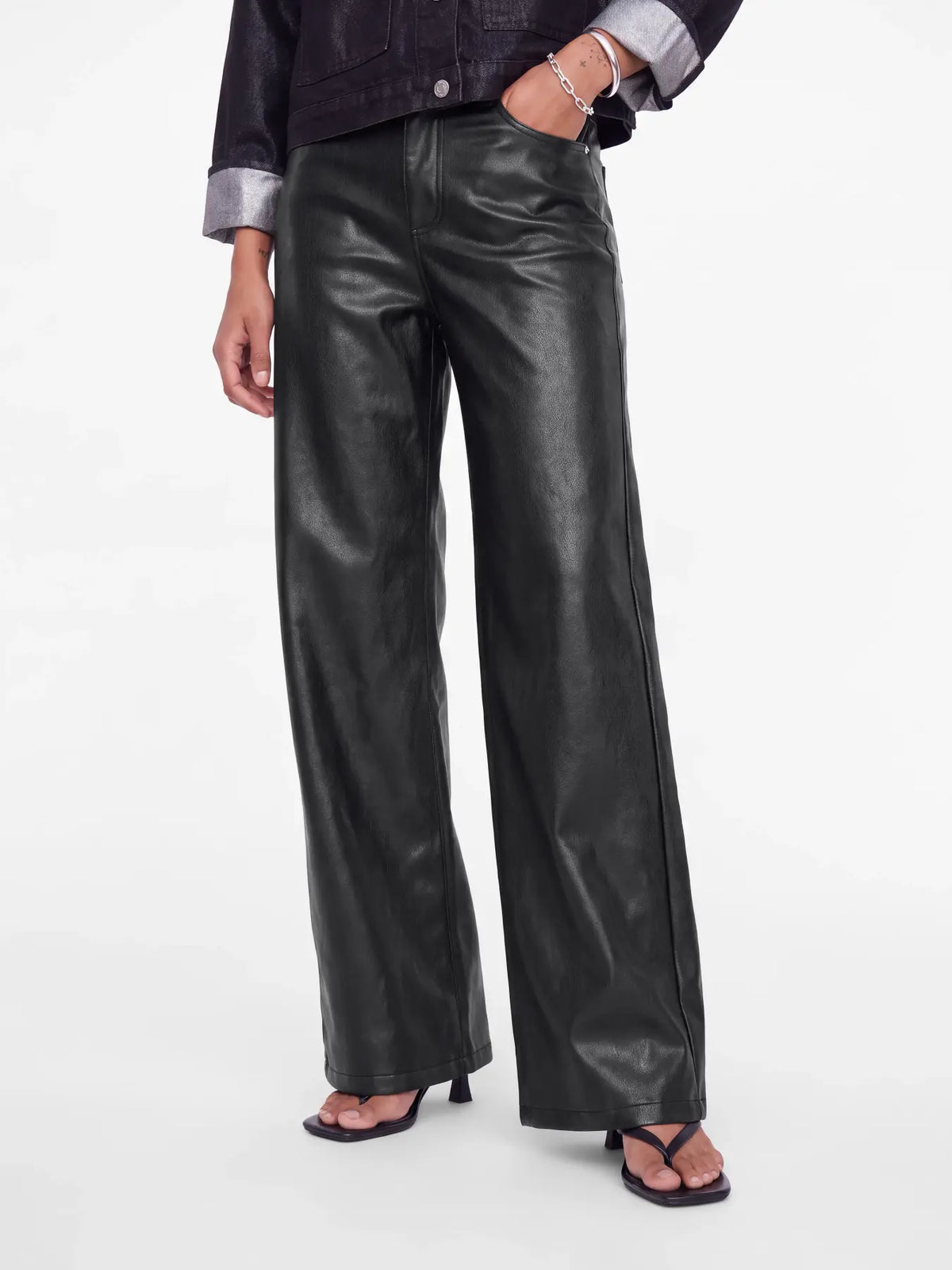 JJXX OSLO HAILEY FAUX LEATHER PANTS - BLACK