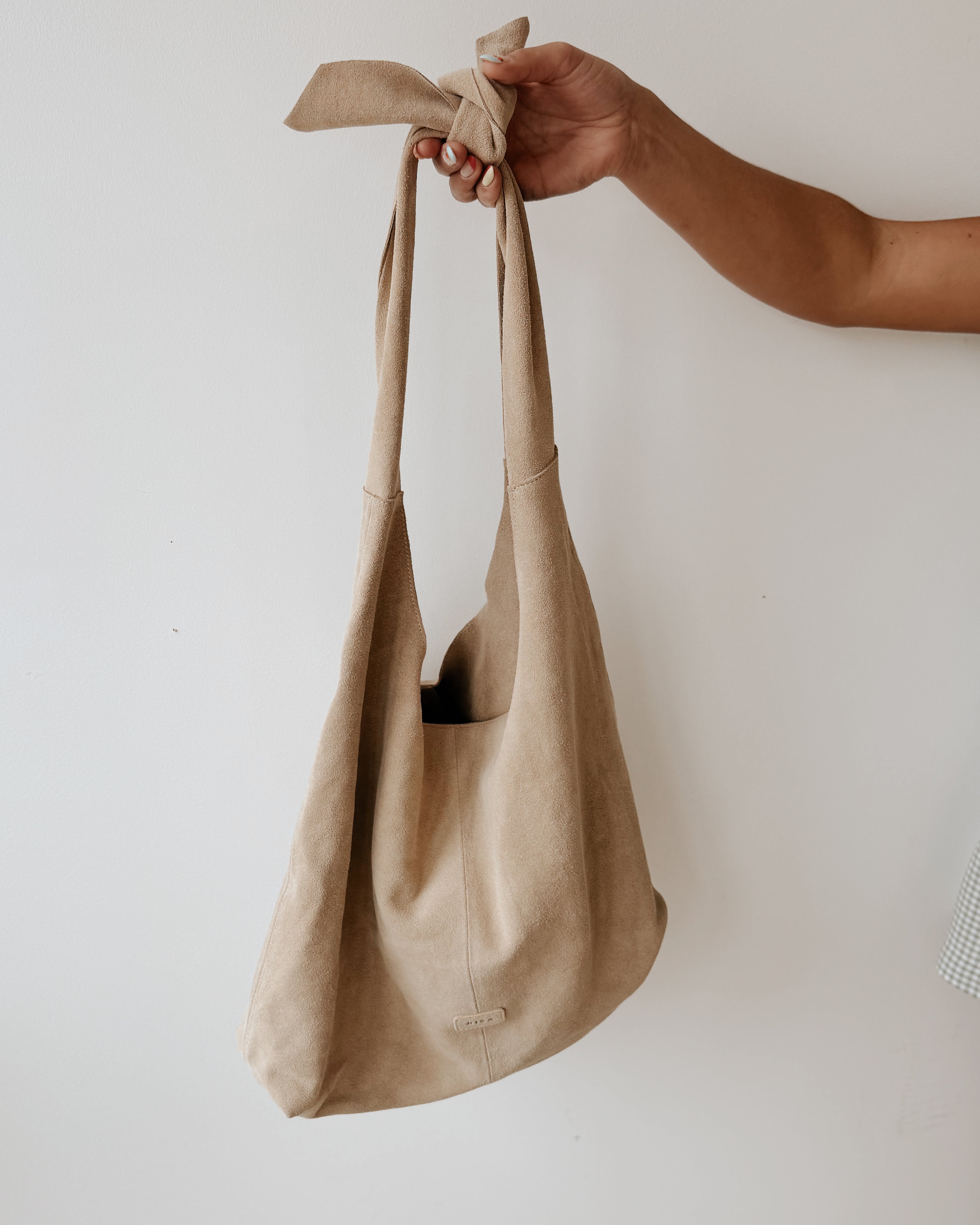 RISA KNOT TOTE BAG - LIGHT BROWN SUEDE