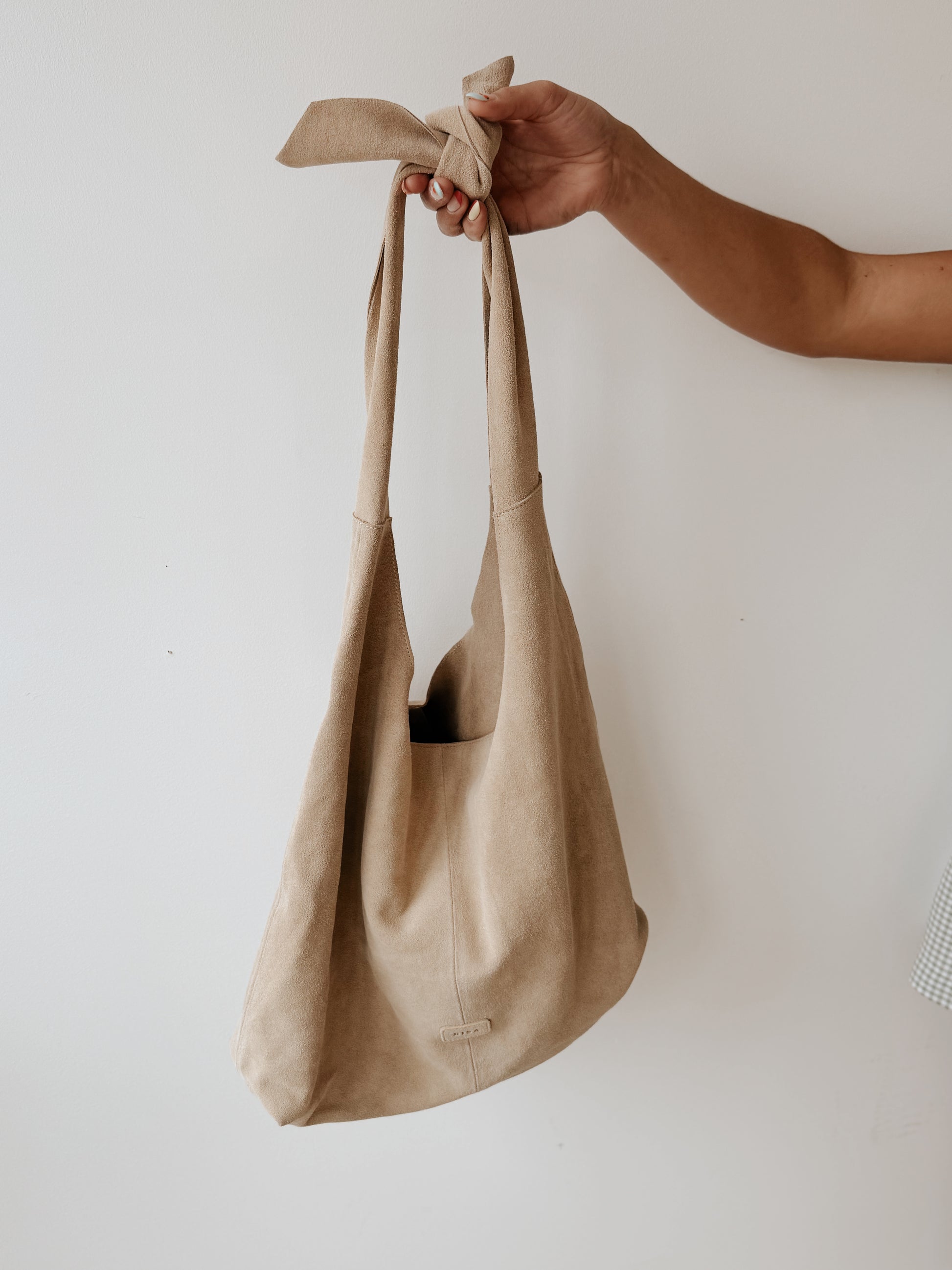 RISA KNOT TOTE BAG - LIGHT BROWN SUEDE