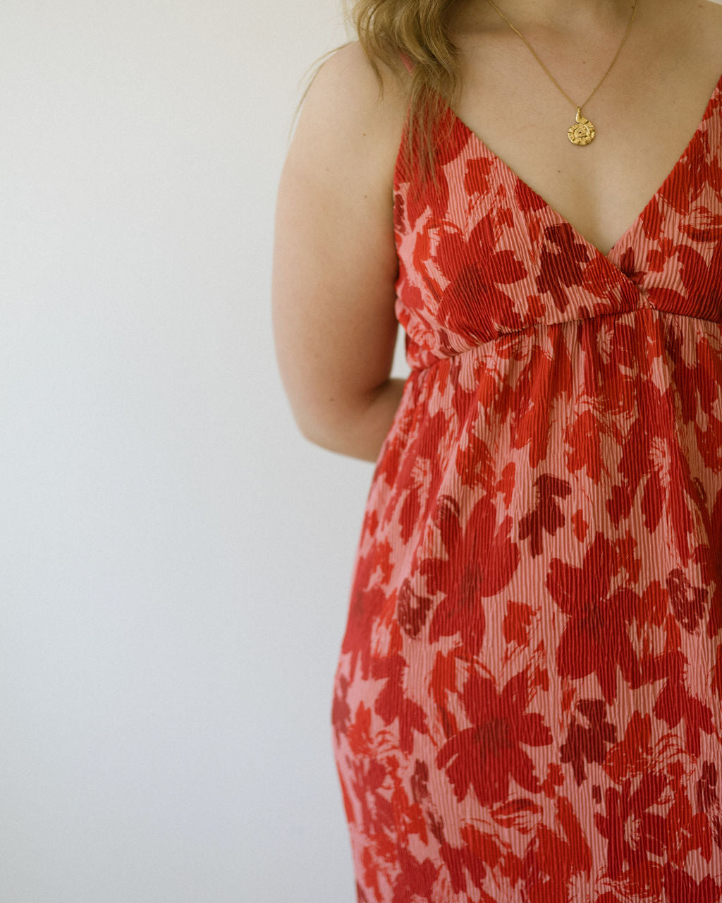 PIECES FLORA PRINTED STRAP DRESS - RED