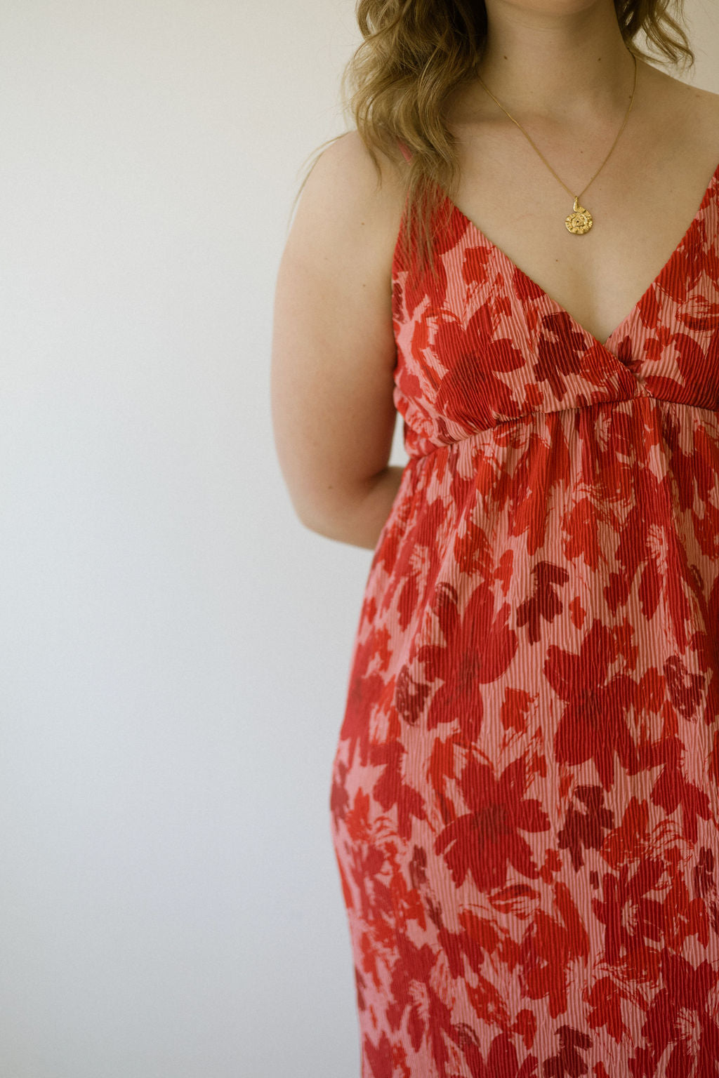 PIECES FLORA PRINTED STRAP DRESS - RED
