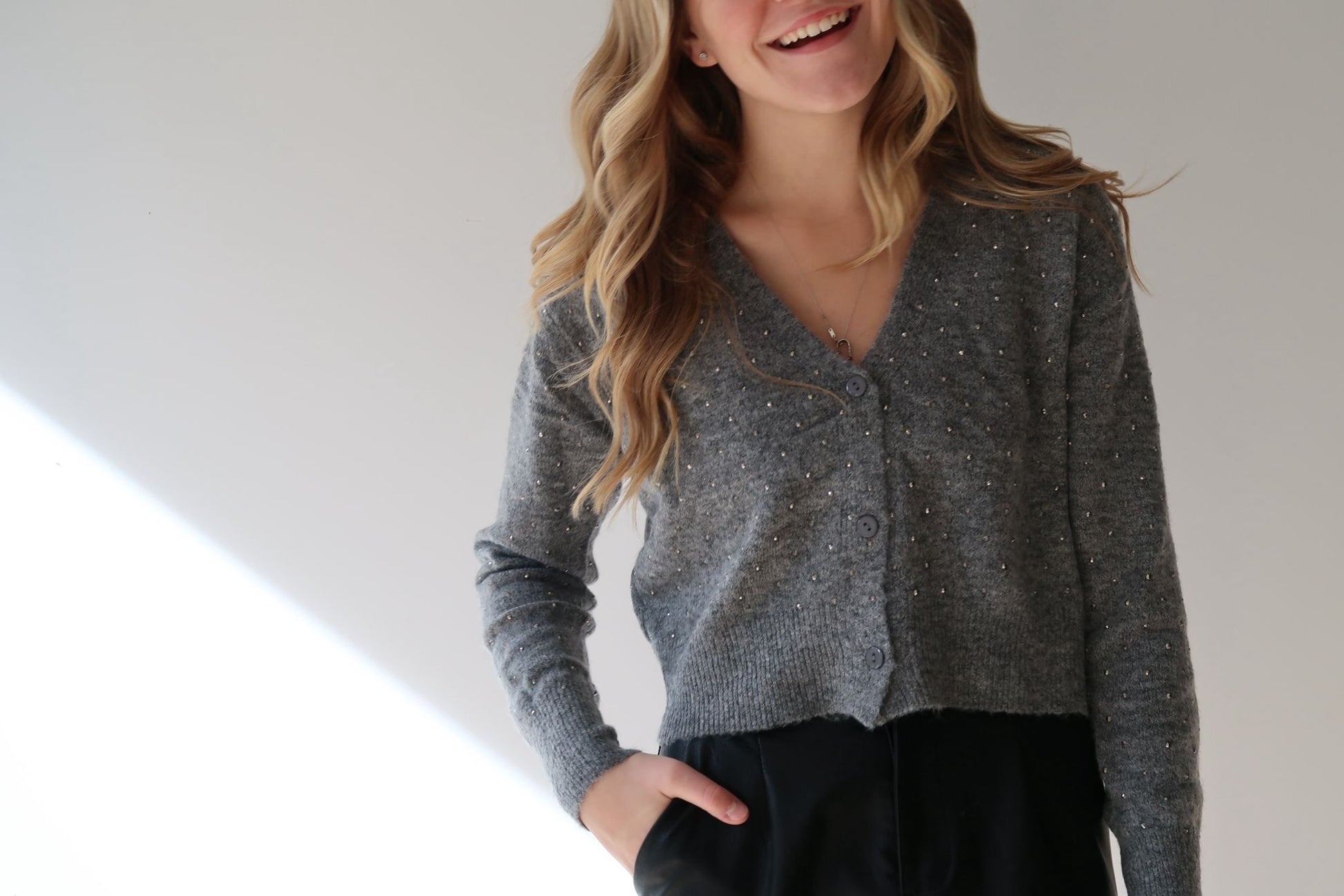 RD TESNI LONG SLEEVE V-NECK CARDIGAN - GREY