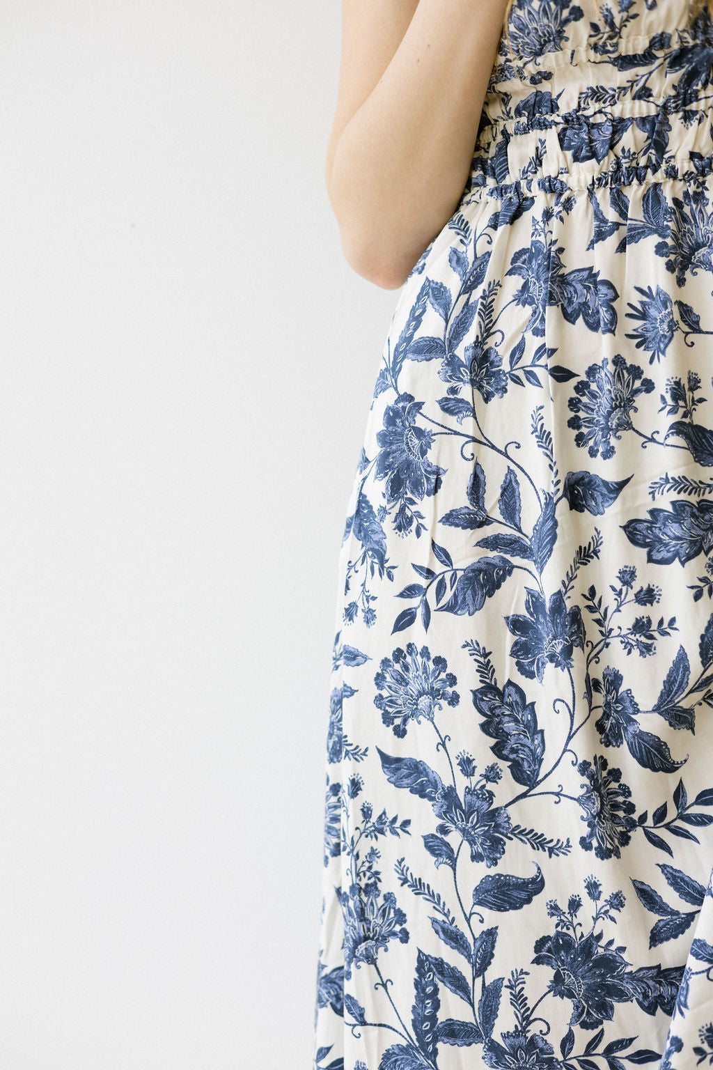 VELVET HEART TANELLA MIDI DRESS - BLUE FLORAL