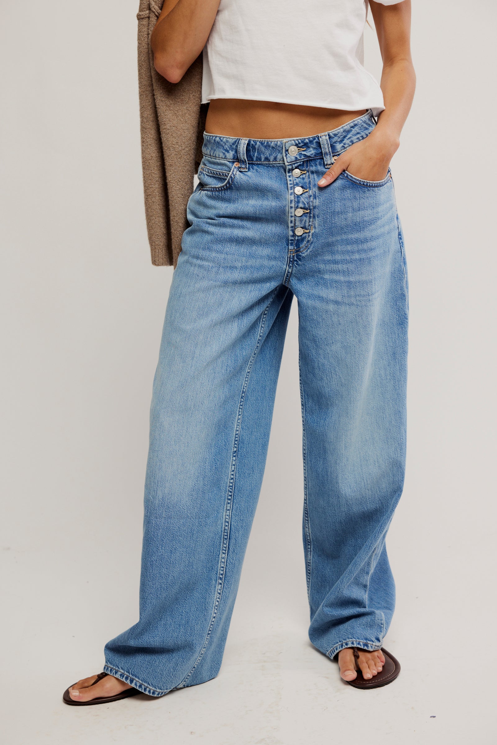 FREE PEOPLE NIA BOYFRIEND JEANS - FRIDAY
