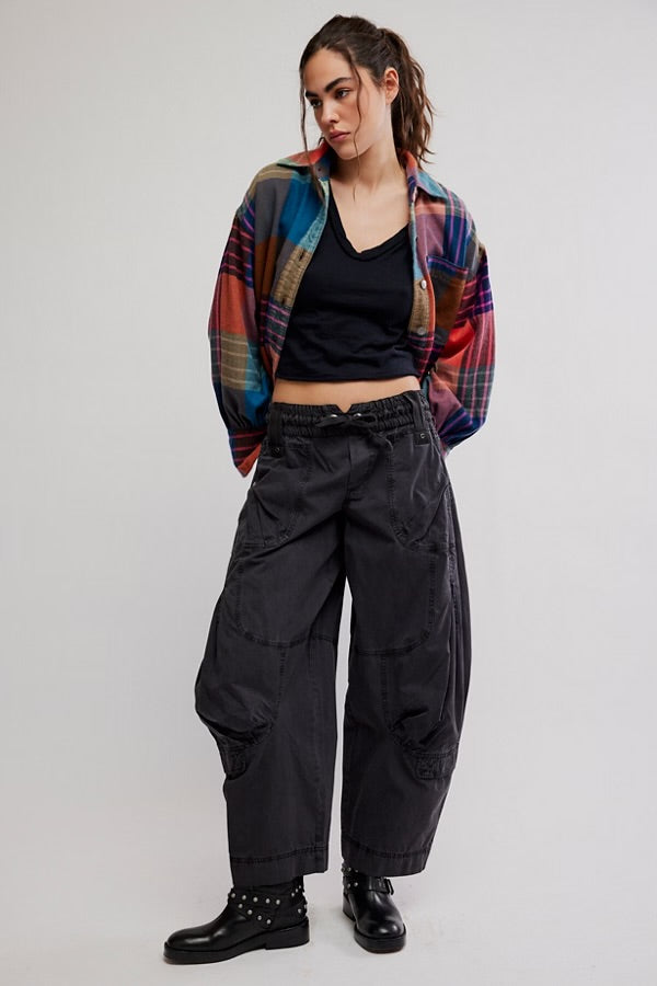 *PRE ORDER* FREE PEOPLE ONSET PARACHUTE PANT - BLACK SAND