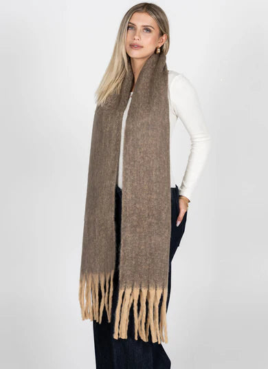 PLUSH BLANKET SCARF - TAUPE