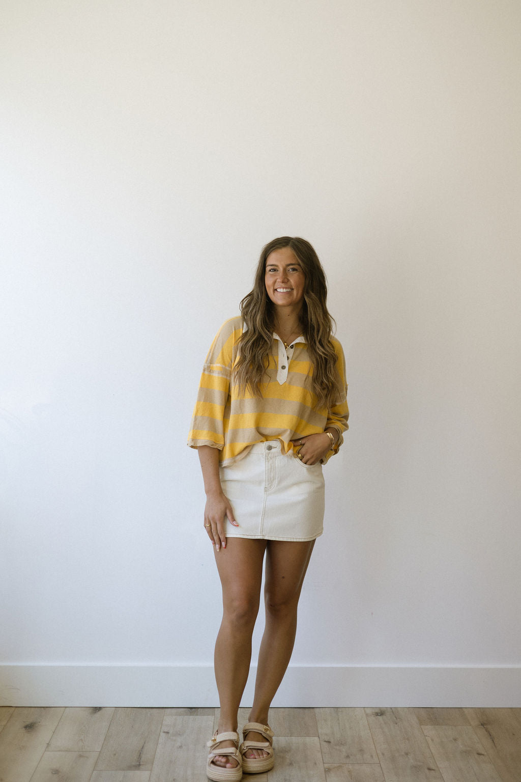 FREE PEOPLE AUGGIE TEE - OAT LATTE YELLOW