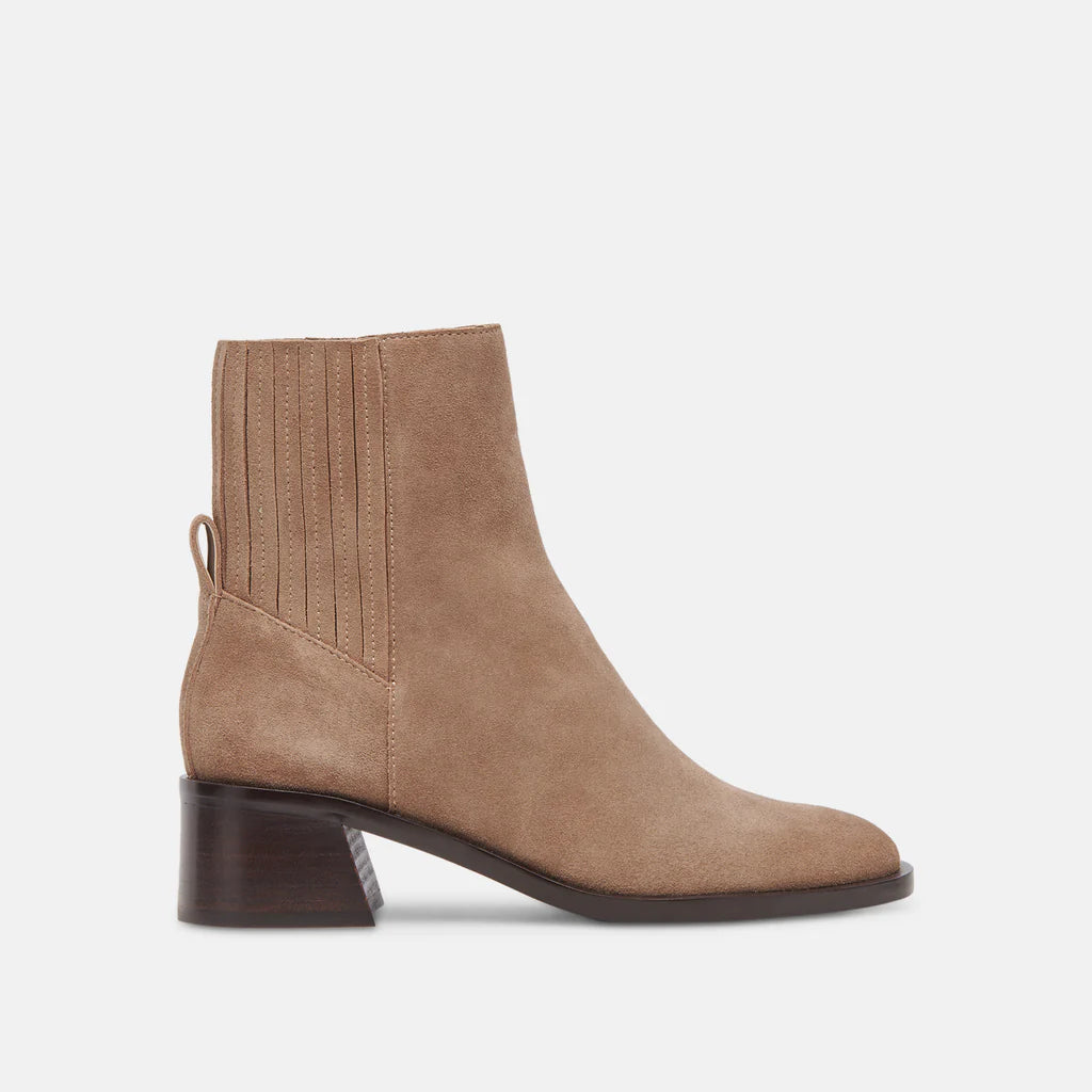 DOLCE VITA LINNY BOOT TRUFFLE SUEDE On Trend