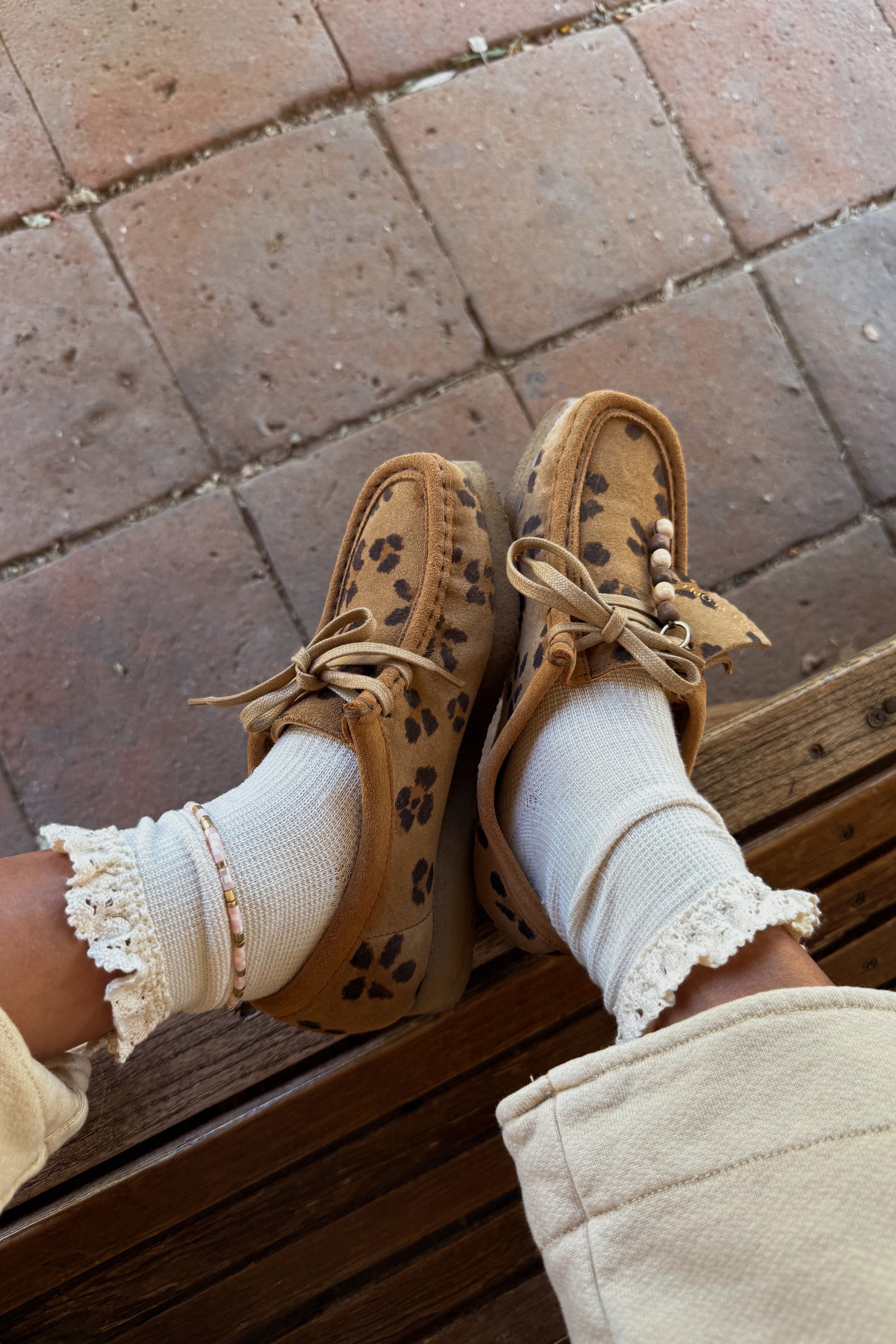 FREE PEOPLE BELOVED WAFFLE ANKLE SOCKS - IVORY
